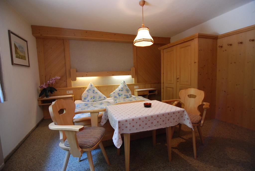 Ferienwohnung Pension Tirol Бихльбах Номер фото