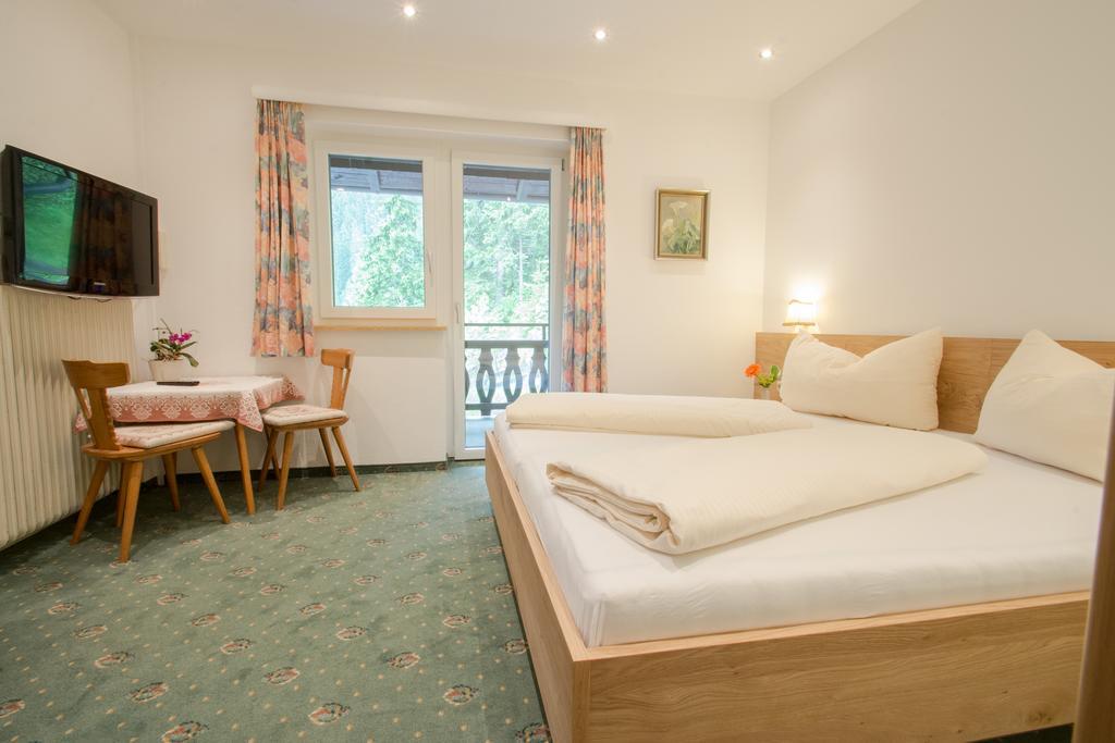 Ferienwohnung Pension Tirol Бихльбах Экстерьер фото